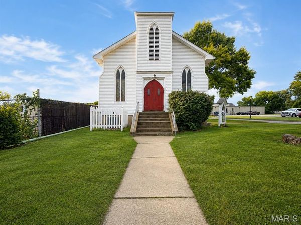 212 Main Street , Fenton, MO 63026