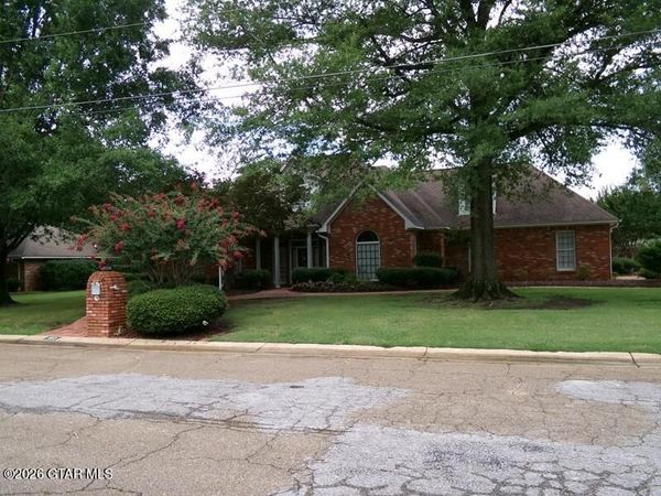103 Mimosa Drive, Starkville, MS 39759