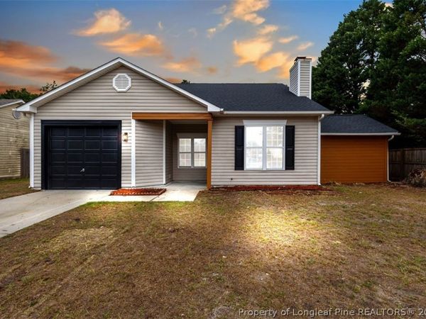 3542 Winesap Road, Hope Mills, NC 28348