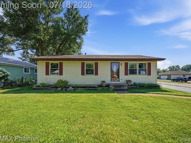 127 S East Street, Fowlerville Vlg, MI 48836
