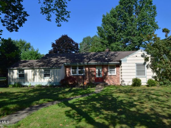 2931 Evergreen Rd , Toledo, OH 43606