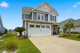 267 Goldenrod Circle photo 4