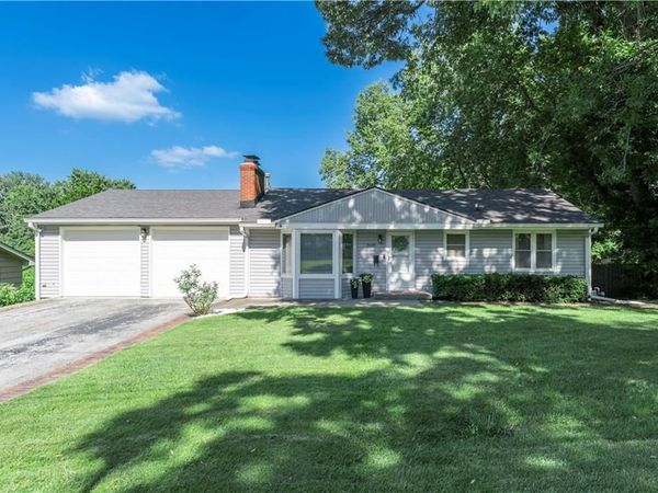 5649 Perry Lane, Merriam, KS 66203