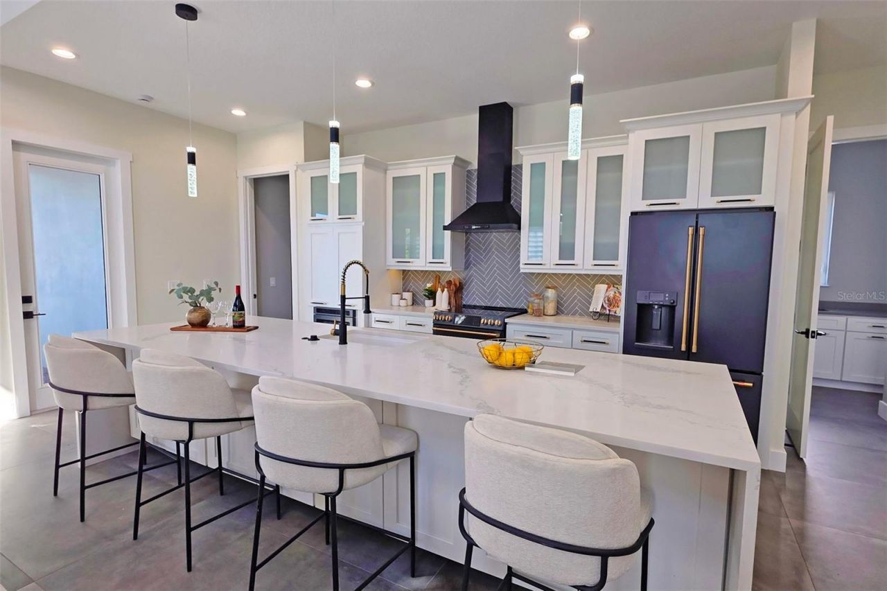 2475 Bay Street , Sarasota, FL 34237 Photo