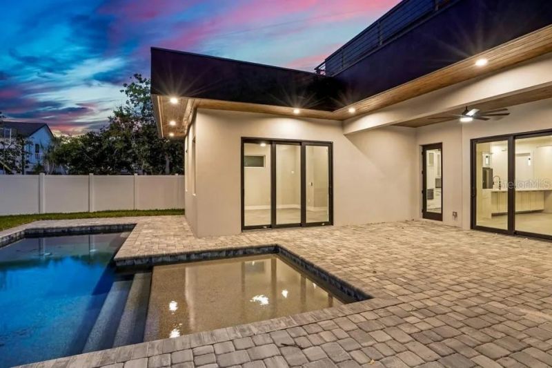 2475 Bay Street , Sarasota, FL 34237 Photo