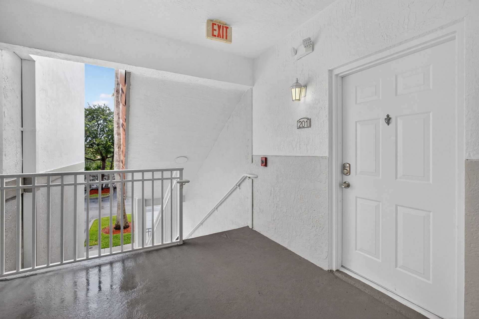 11029 Legacy Boulevard, Unit 201, Palm Beach Gardens, FL 33410 Photo