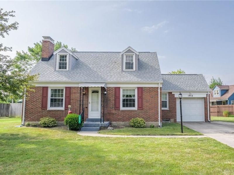 1912 N Sunny Ridge Road, Butler Township, OH 45414 Photo 1