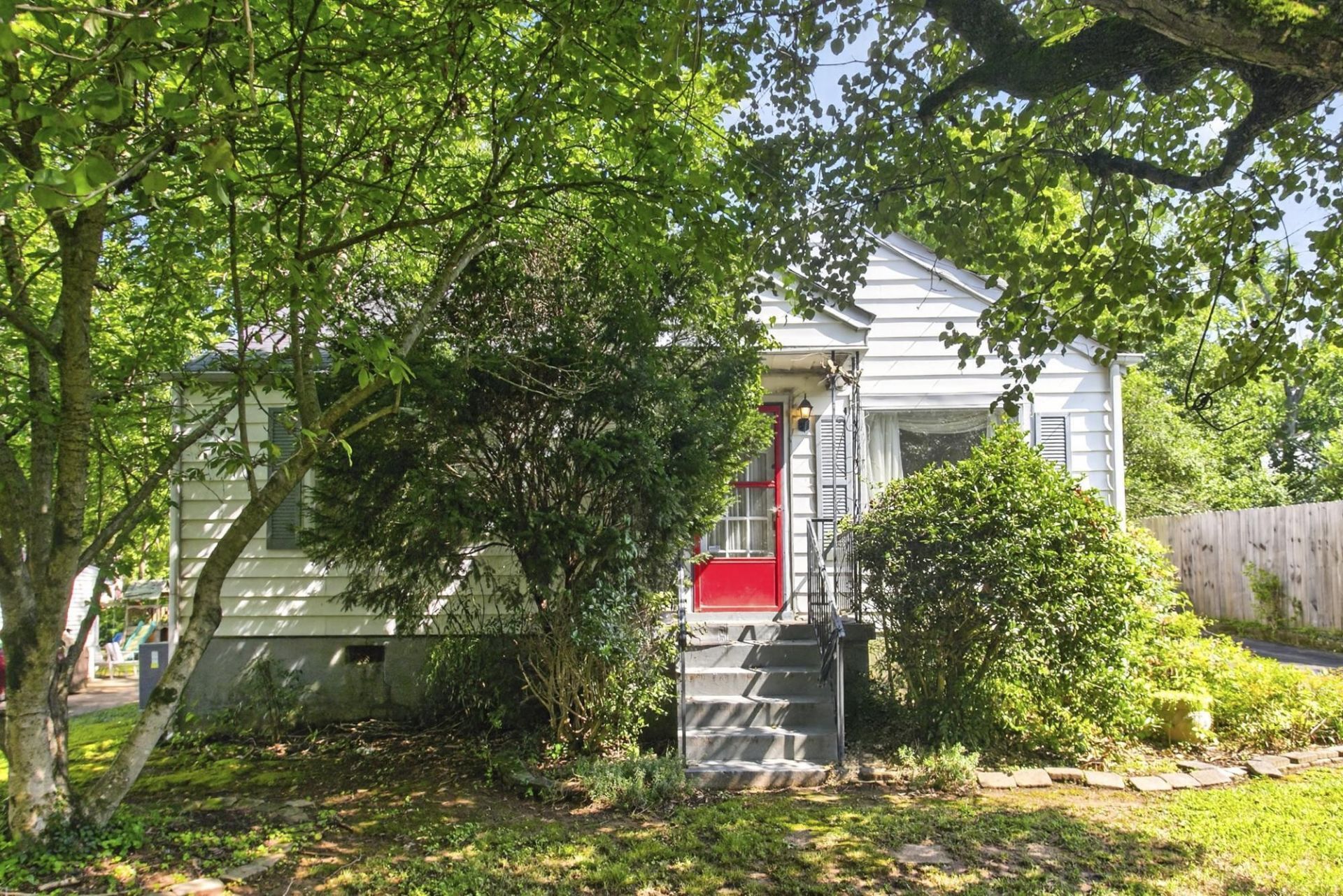 411 Lanier Dr, Madison, TN 37115 Main Photo