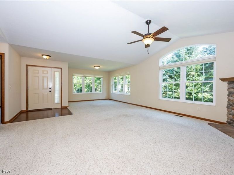 242 Woodbury Circle, Kidron, OH 44618 Photo 5