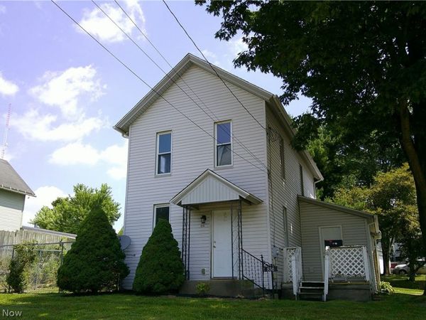 856 Cherry Road NW, Massillon, OH 44647