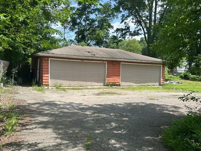 1967 - 1973 Uniondale Drive, Stow, OH 44224 Photo 2