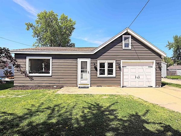 1122 TYLER AVENUE, Oshkosh, WI 54902