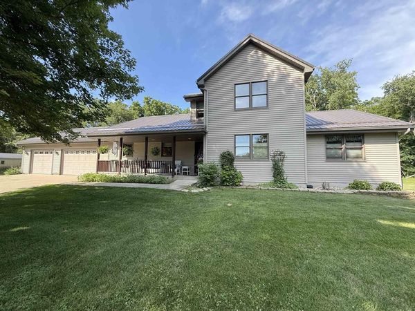 5352 N River Road, Janesville, WI 53545