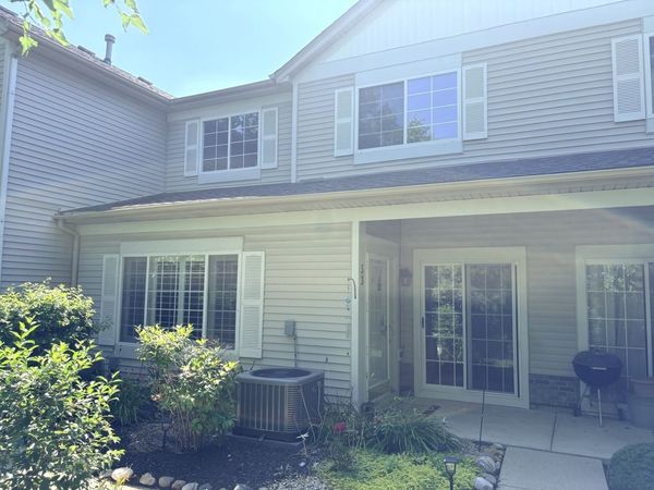 53 Braxton Lane , Unit 53, Aurora, IL 60504