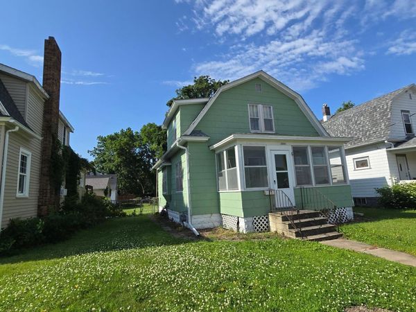 1003 1st Avenue SW, Austin, MN 55912