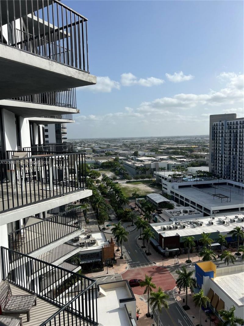5252 NW 85th Ave , Unit 1707, Doral, FL 33166 Photo