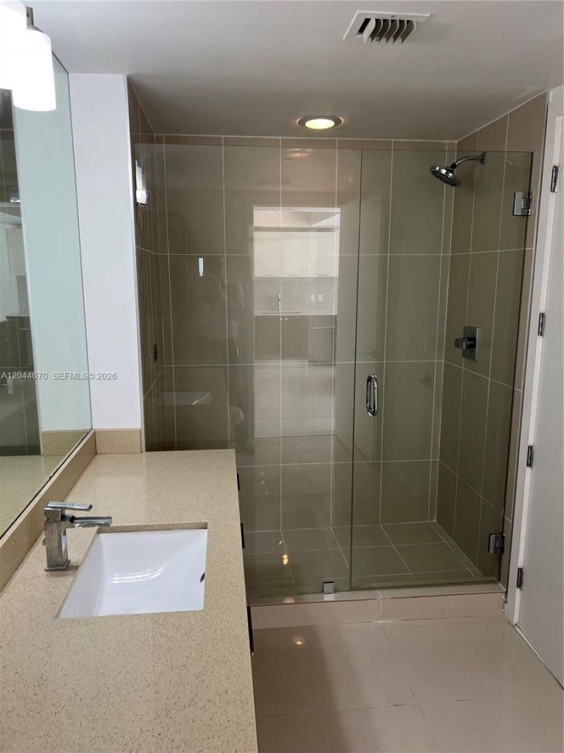5252 NW 85th Ave , Unit 1707, Doral, FL 33166 Photo