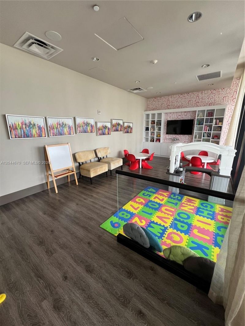 5252 NW 85th Ave , Unit 1707, Doral, FL 33166 Photo