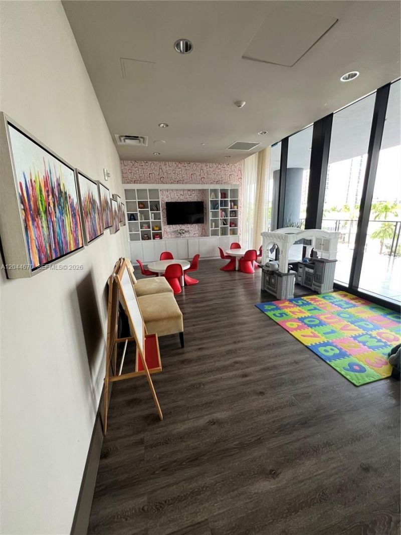 5252 NW 85th Ave , Unit 1707, Doral, FL 33166 Photo