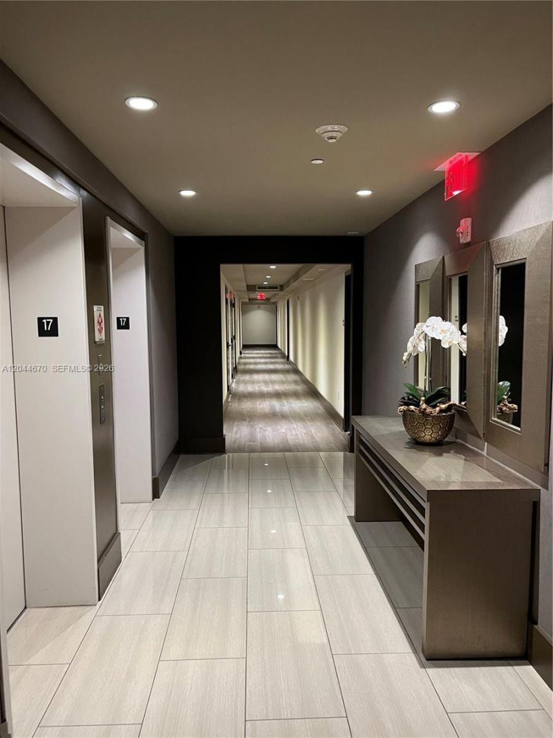 5252 NW 85th Ave , Unit 1707, Doral, FL 33166 Photo