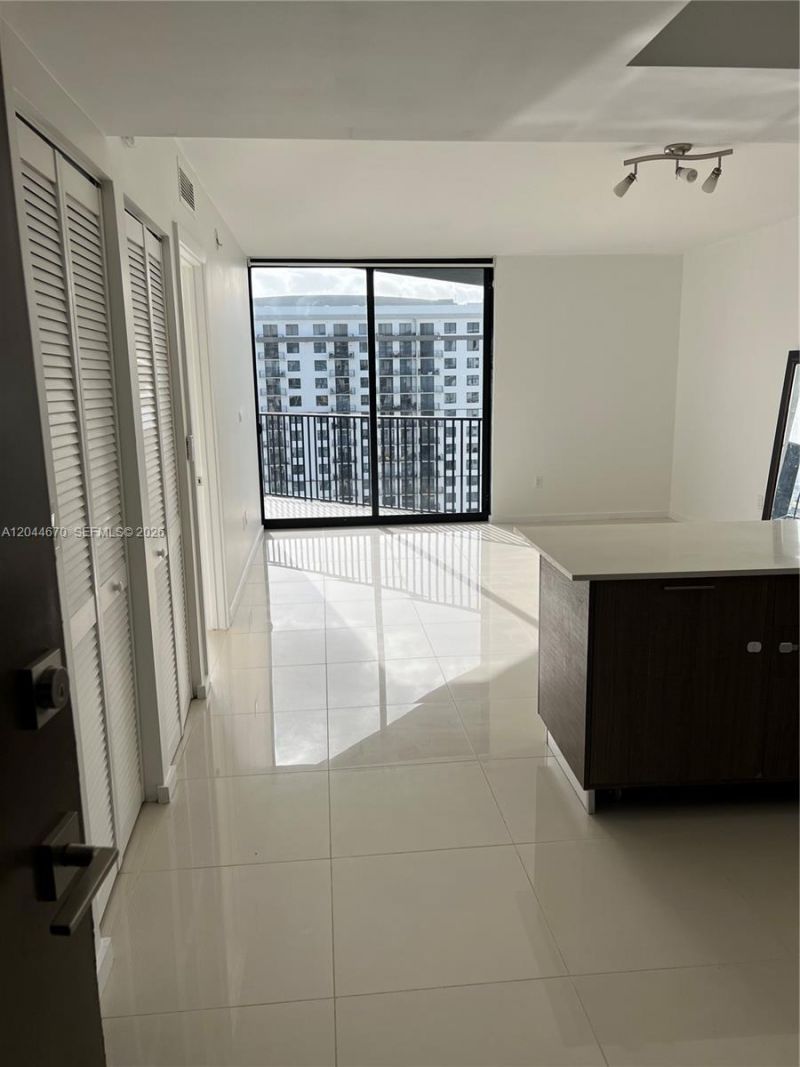 5252 NW 85th Ave , Unit 1707, Doral, FL 33166 Photo