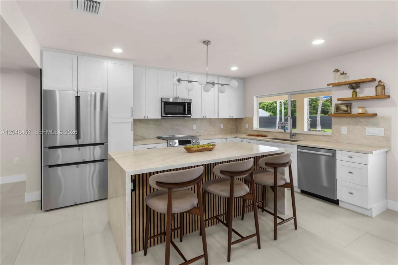 6600 SW 45th St , Miami, FL 33155 Photo