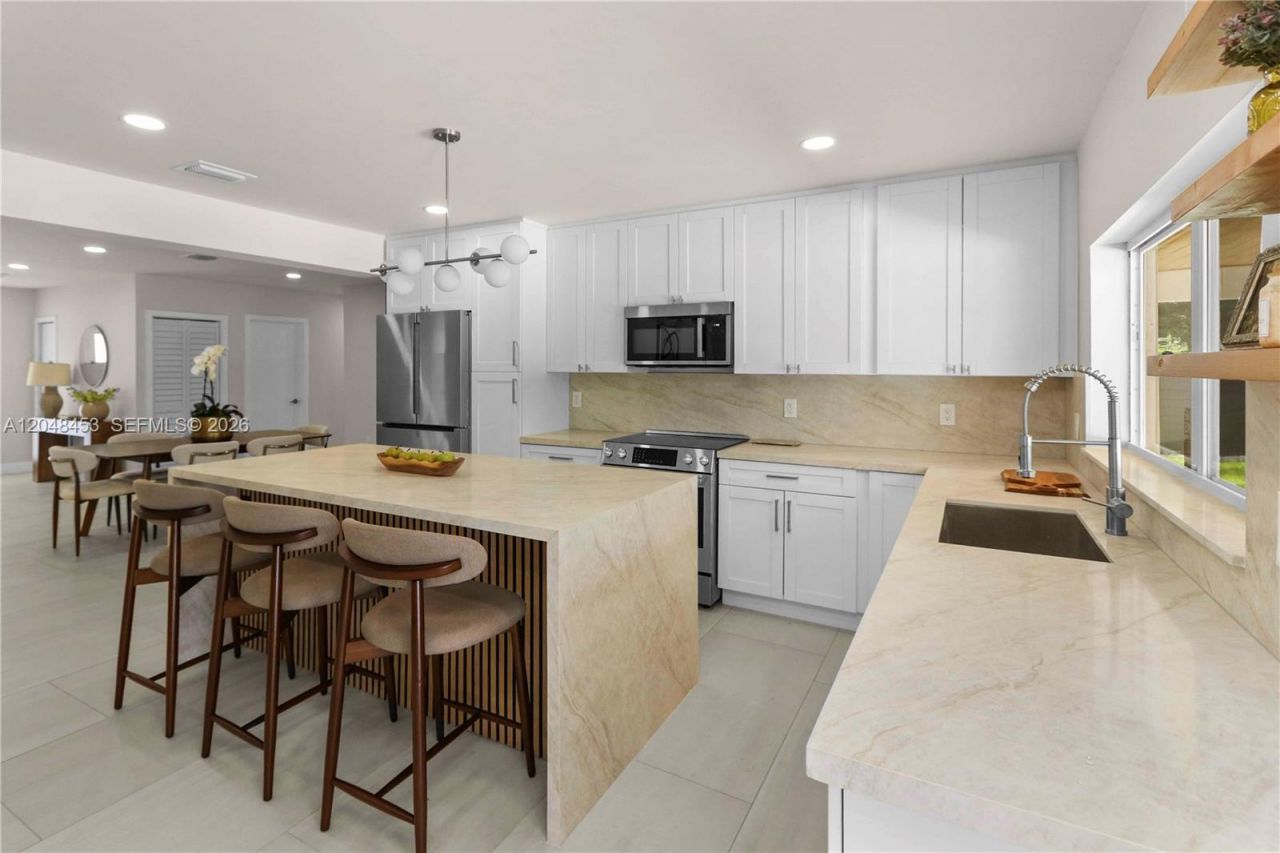 6600 SW 45th St , Miami, FL 33155 Photo