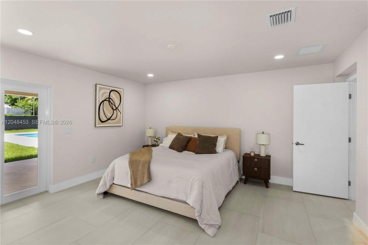 6600 SW 45th St , Miami, FL 33155 Photo