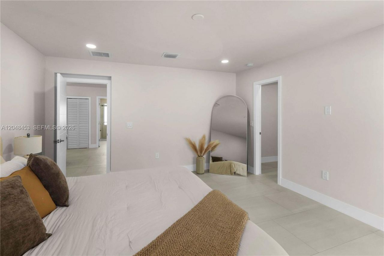6600 SW 45th St , Miami, FL 33155 Photo