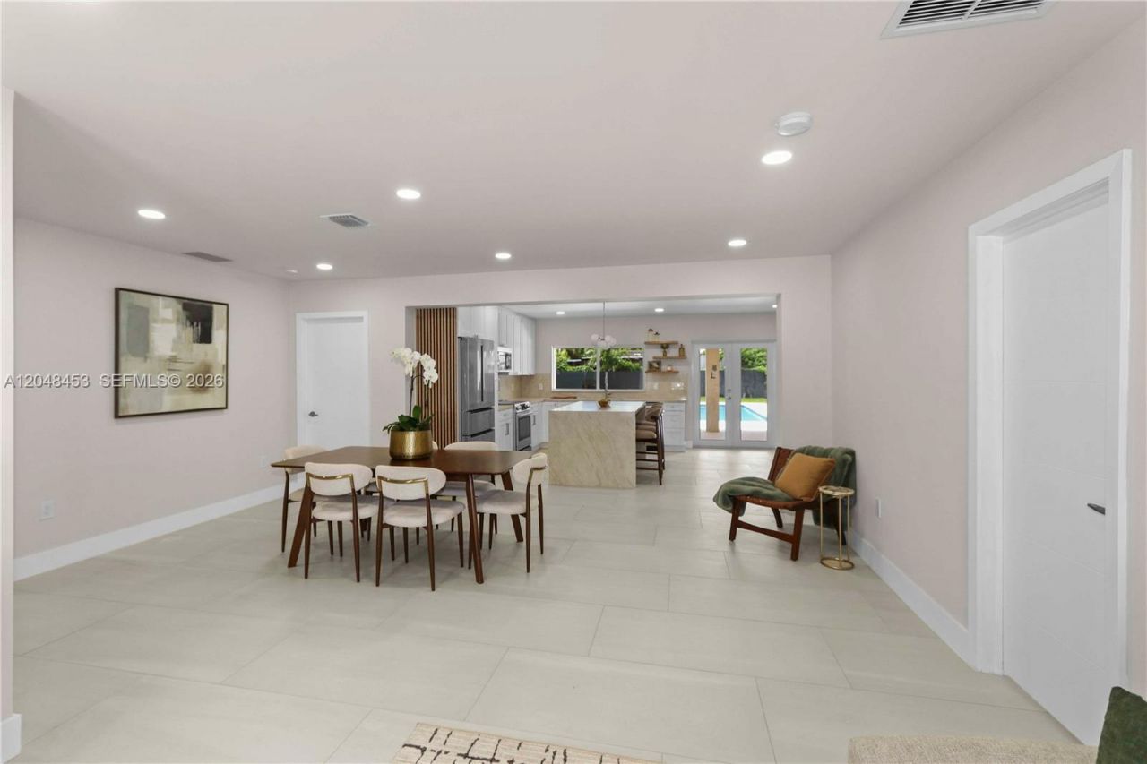 6600 SW 45th St , Miami, FL 33155 Photo