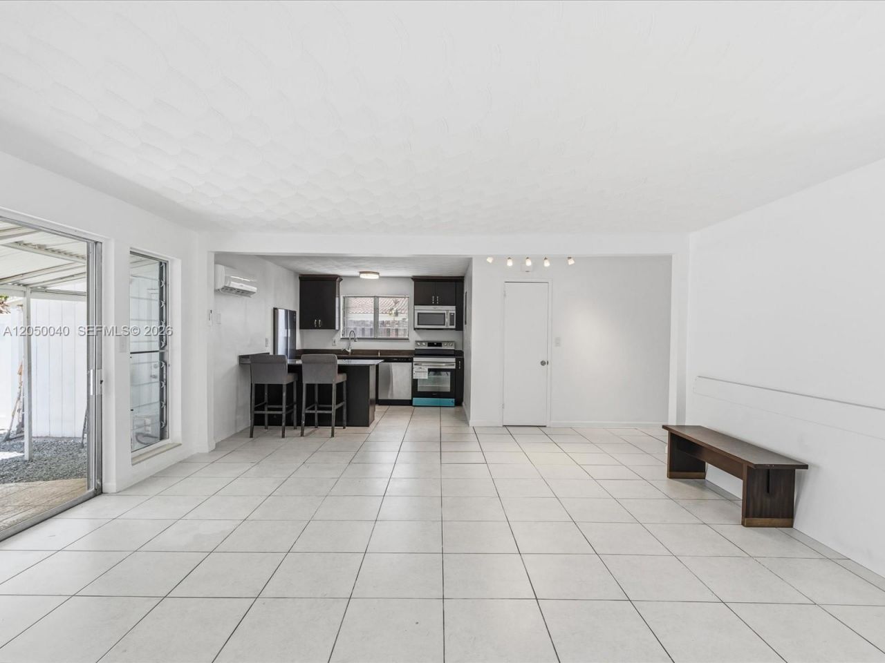 2513 NE 33rd Ave , Unit 1-2, Fort Lauderdale, FL 33305 Photo