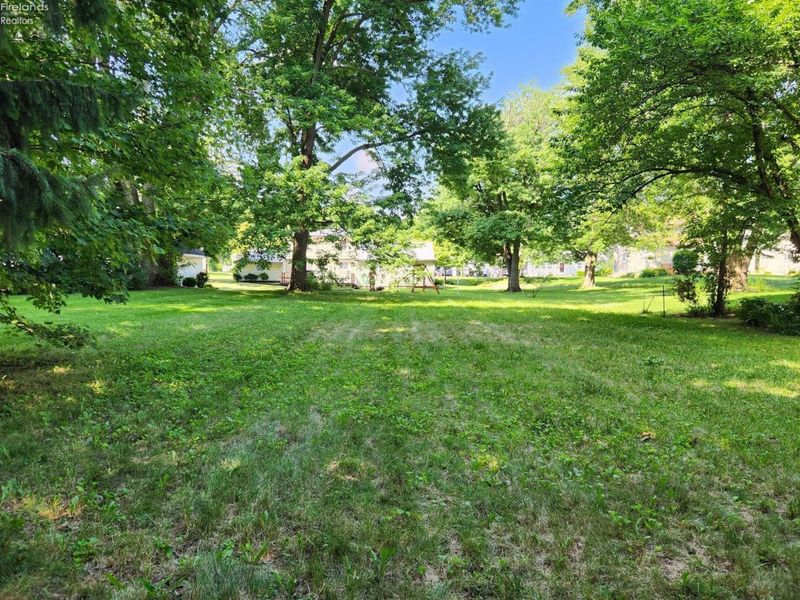 281 Spring Street, Clyde, OH 43410 Photo 14