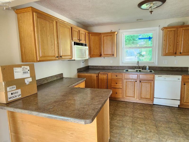 281 Spring Street, Clyde, OH 43410 Photo 17