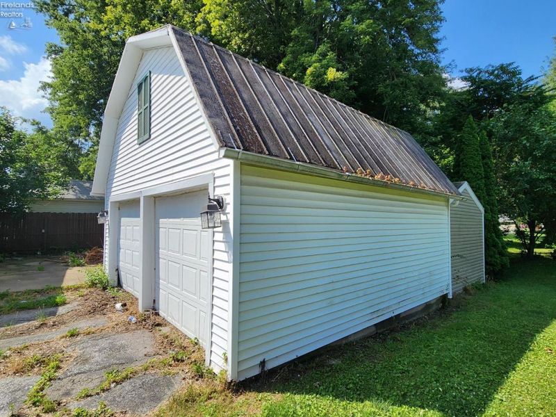 281 Spring Street, Clyde, OH 43410 Photo 6