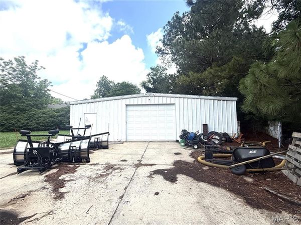 1416 Saint Francis Street , Kennett, MO 63857
