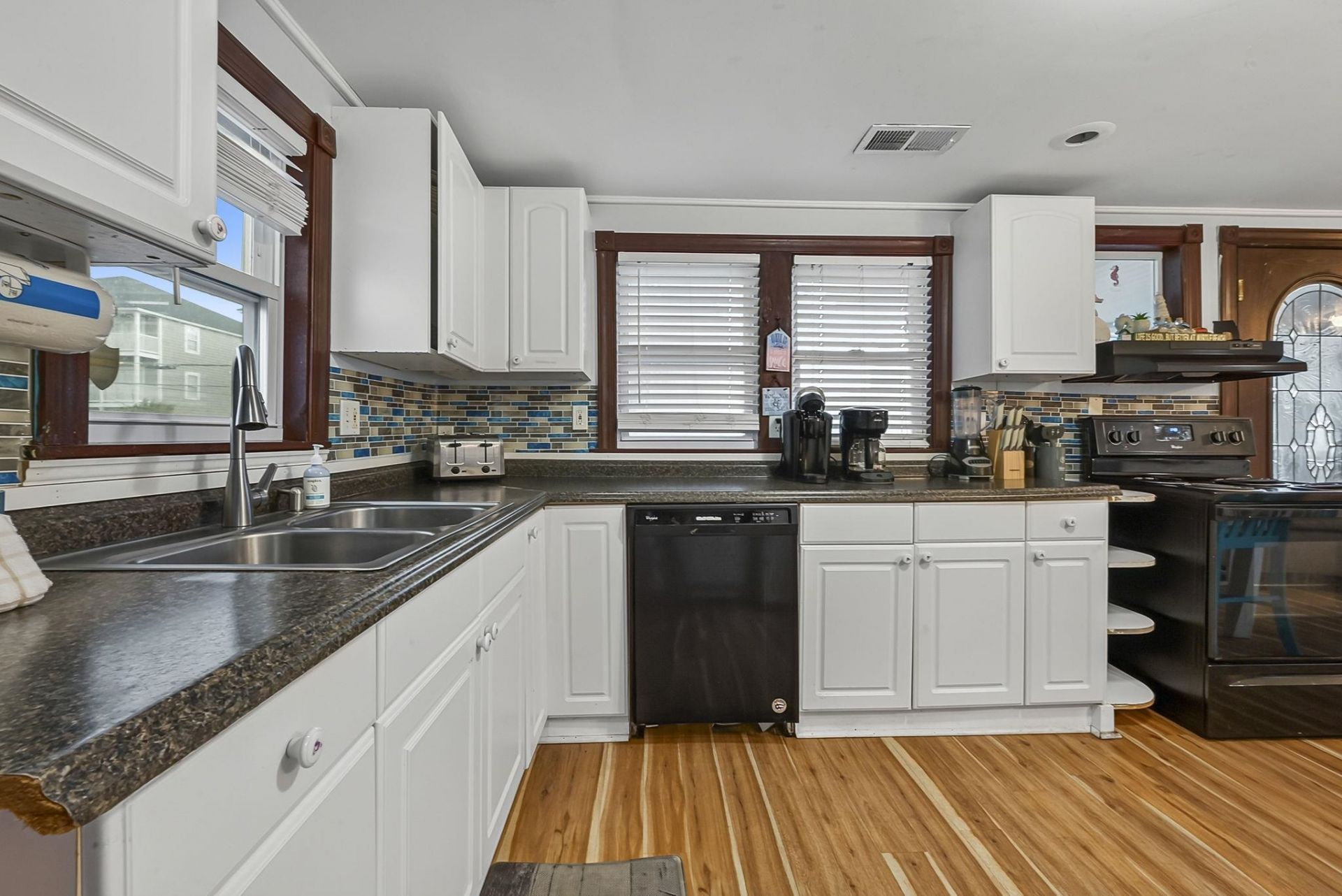 215 N 28th Ave. N Photo 6