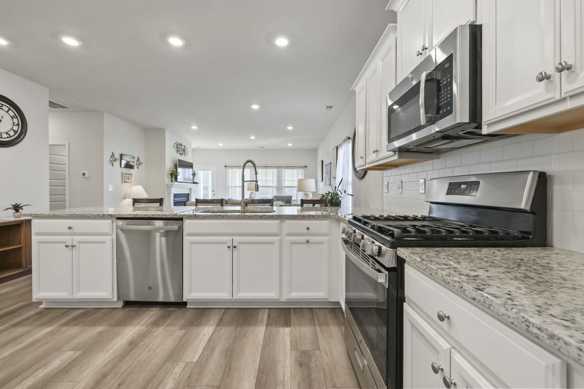 820 Harrison Mill St.  Photo 9