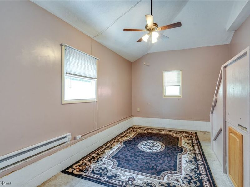 300 N Seneca Street , Rittman, OH 44270 Photo 16
