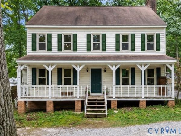 720 Dove Path Lane, Chester, VA 23834