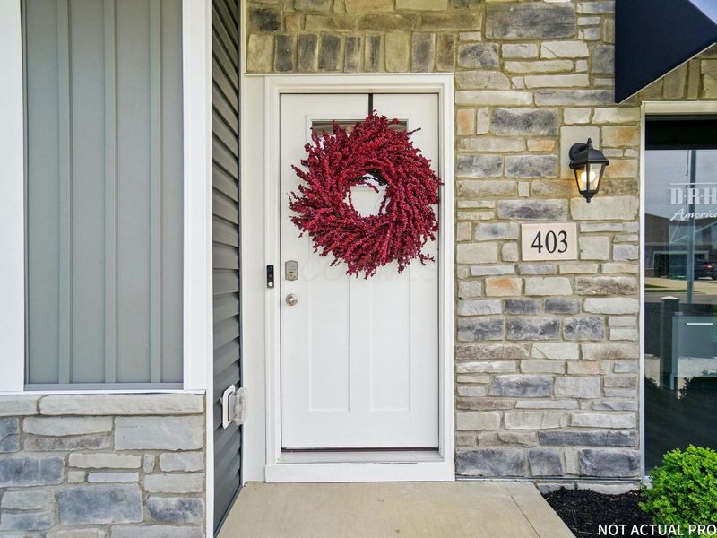 1193 Sherwood Loop, Bellefontaine, OH 43311 Photo 2