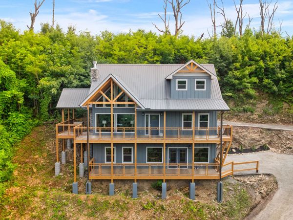 334 Long Hollow Road, Sevierville, TN 37876