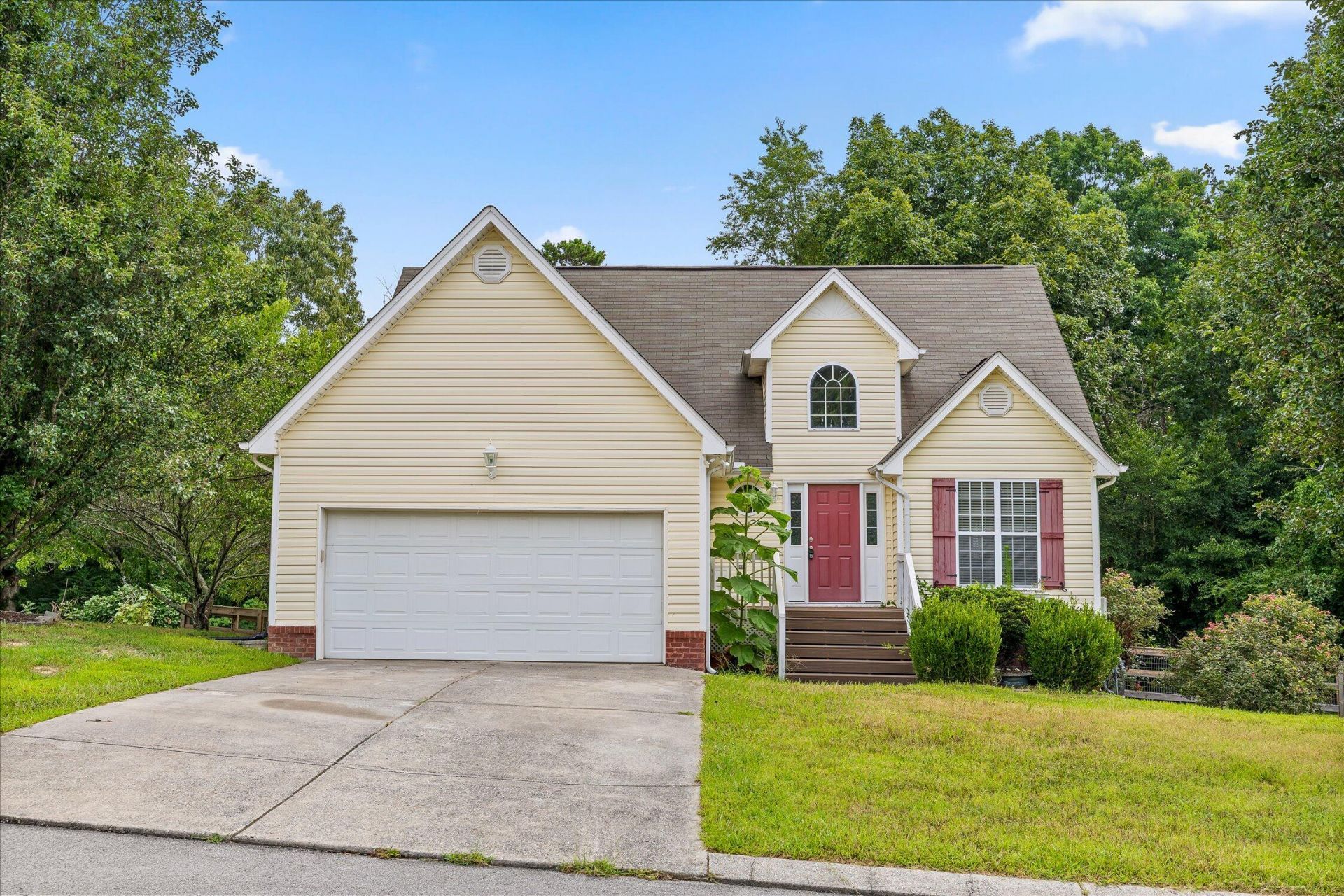 7475 British Road, Ooltewah, TN 37363 Main Photo