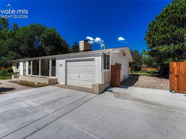 234 Crestridge Avenue, Colorado Springs, CO 80906