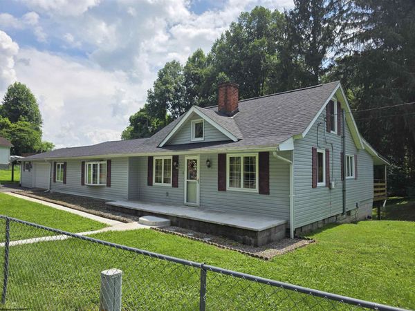 70 Greenbrier Drive, Lost Creek, WV 26385