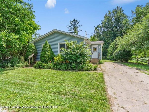 3203 Birch Row Drive, East Lansing, MI 48823