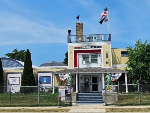 212 Hamilton St, Racine, WI 53402