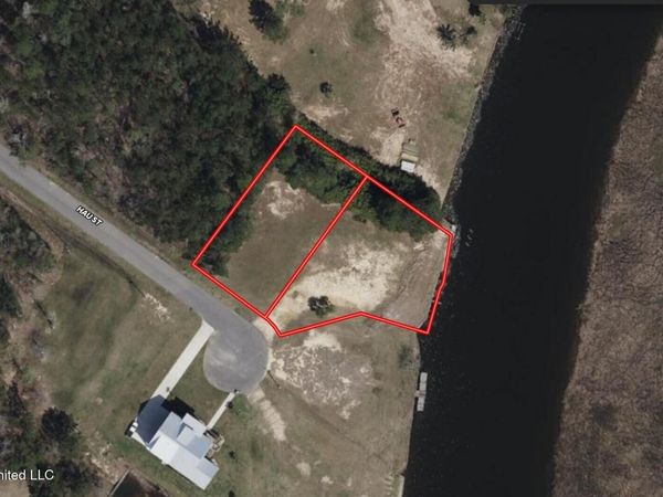2428 Hau Street, Diamondhead, MS 39525