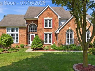 3417 Balfour Drive, Troy, MI 48084