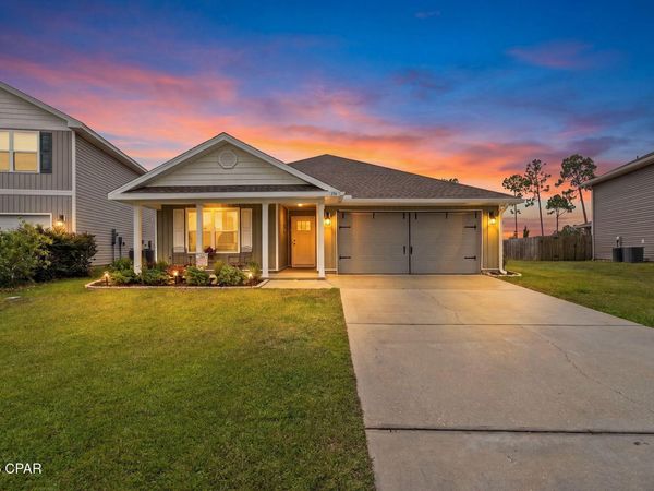 136 Merrion Road , Southport, FL 32409