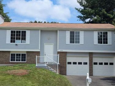 2929 ASHDOWN FOREST DRIVE, HERNDON, VA 20171